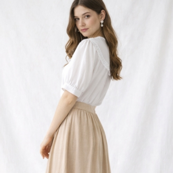 Erica | 90's Vintage White Cotton Collar Frill Feminine Blouse - Picture 2 of 10